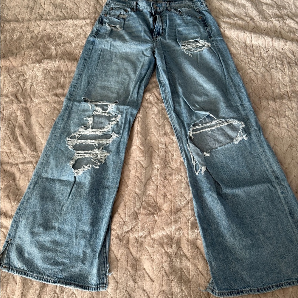 American Eagle Outfitters Light Blue Distressed Wide Leg Jeans
